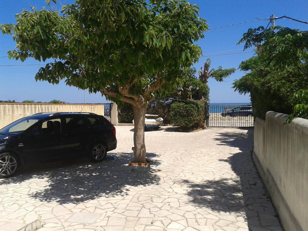 Appartamento Spiaggia Playa Castellammare del Golfo Bagian luar foto